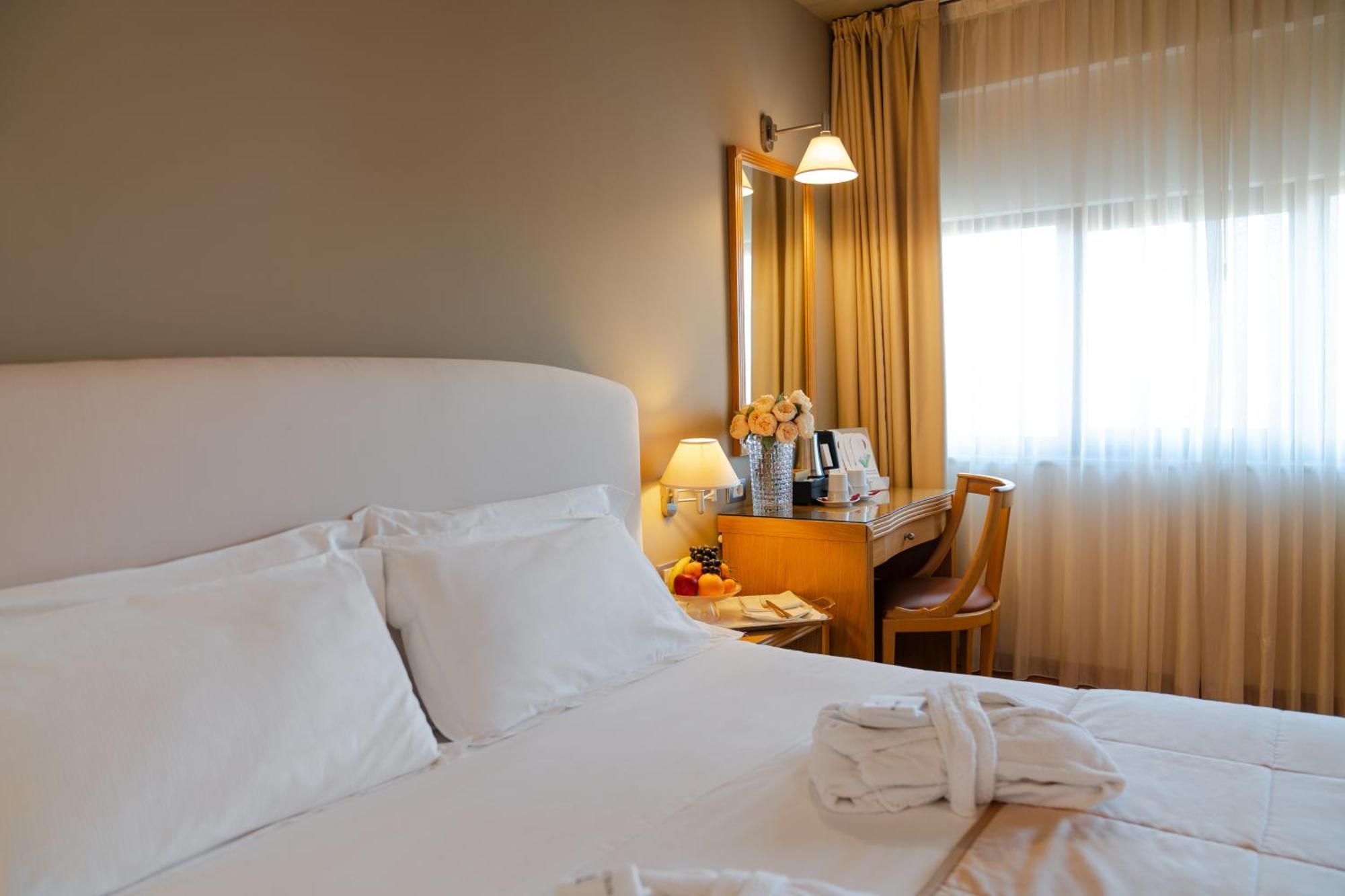 Hotel Touring Carpi Exterior photo