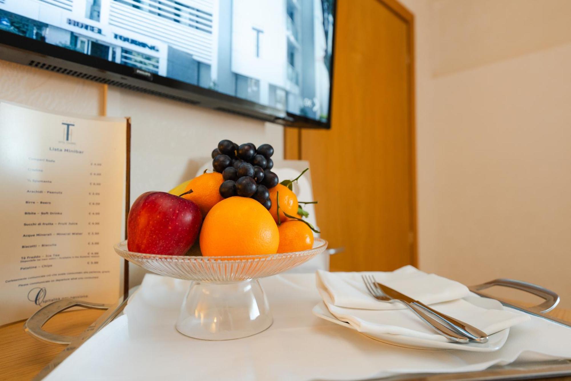 Hotel Touring Carpi Exterior photo