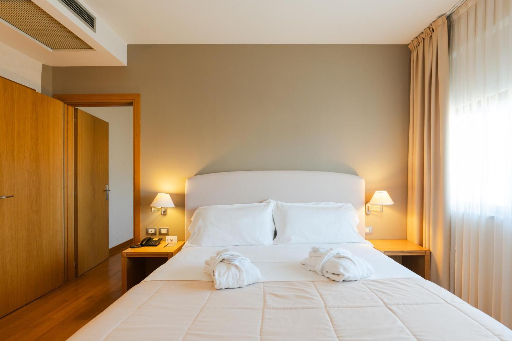 Hotel Touring Carpi Exterior photo